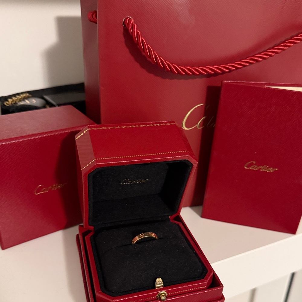Cartier Gold Ring with Red Gift Set